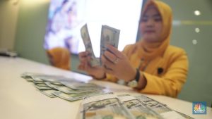 Rupiah Bangkit! Dolar Anjlok ke Rp16.190