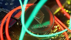 Kripto Hari Ini: Bitcoin Tergelincir, Ethereum Meroket!