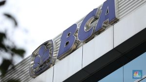 Kartu BCA Naik 100%! Cek Biaya Terbaru!