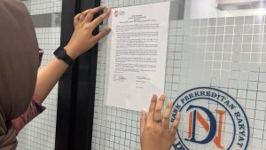 17 Bank Bangkrut! Nasabah Panik?