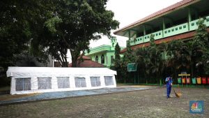 Guru SD Temukan Harta Karun Miliaran!