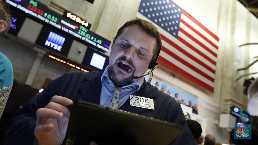 Wall Street Loyo, Tunggu Keputusan The Fed!