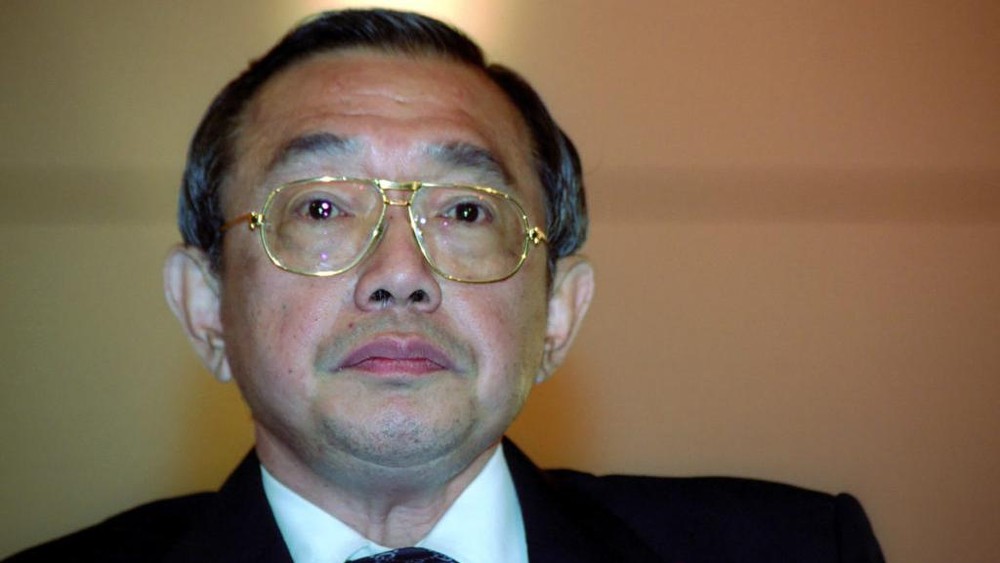 Rahasia Sukses Crazy Rich Surabaya: Kisah Inspiratif dari Pengusaha yang Kabur dari China!