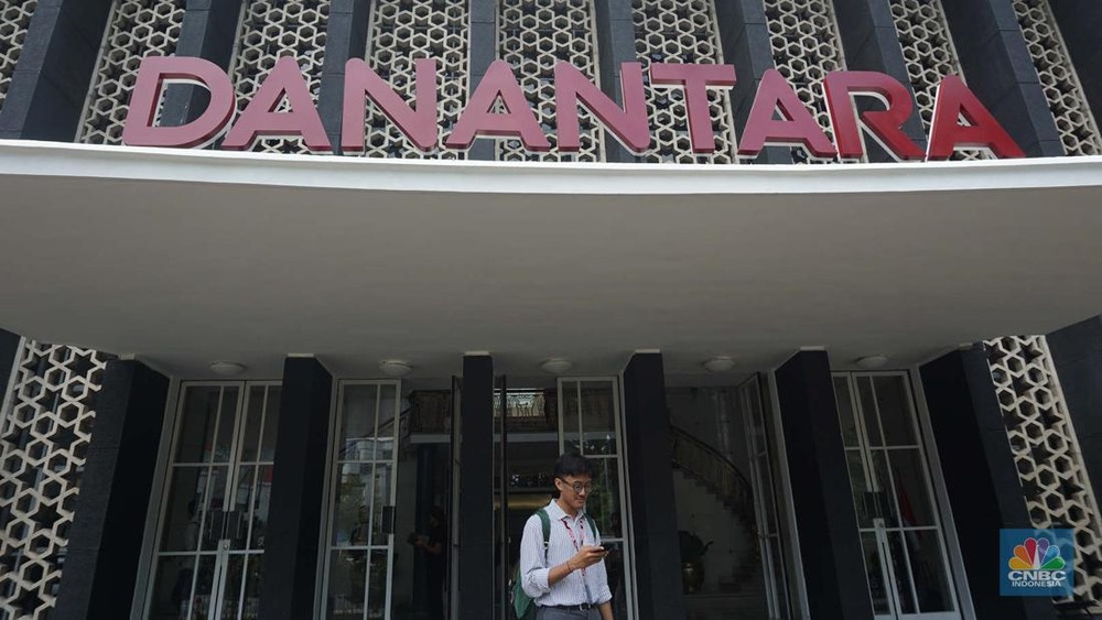 Rahasia Dana Danantara: Hashim Bocorkan Alokasi Triliunan Rupiah!