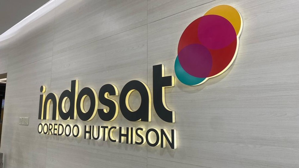 Saham ISAT Meroket! Cuan Menggiurkan Menanti?