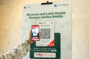 Donasi Mudah, Kilat! JakOne Mobile Bikin Sedekah Makin Canggih!