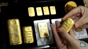 Emas Tembus US$3.300? Goldman Sachs Ramal Kenaikan Fantastis!