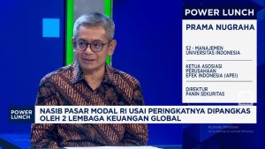 IHSG Ambles! Dua Raksasa Global Pangkas Rating RI