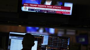 Kiamat Bursa! Perang Dagang Trump Bikin Asia Ambyar