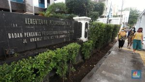 Pindah Pengawasan PUVA & Derivatif: Ratusan Perusahaan Kelimpungan!