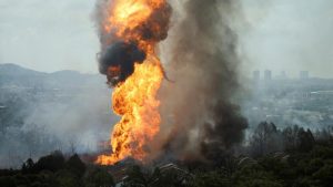 Ledakan! 112 Orang Luka Akibat Kebakaran Pipa Gas Petronas
