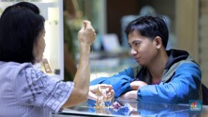 Emas Moncer! BSI Raup Untung Besar di Tengah Badai Ekonomi Global