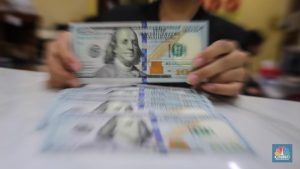 Rupiah Cantik! Tertutup Menguat, Tapi...