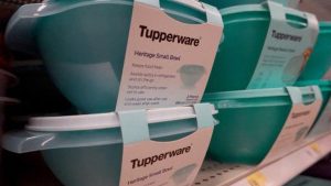 Tupperware Pamit dari RI: Kisah Sukses & Tragedi Sang Ratu Pesta!