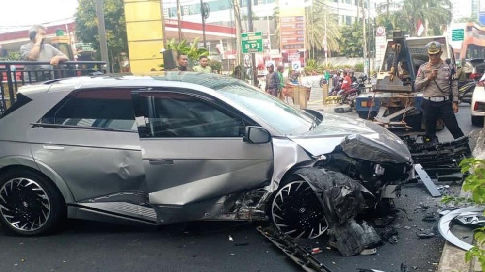 Asuransi Mobil Listrik Bakal Lebih Mahal? Garda Oto Ungkap Rahasianya! 1 Asuransi Mobil Listrik Bakal Lebih Mahal? Garda Oto Ungkap Rahasianya!