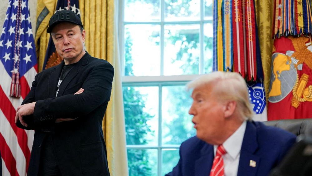 Elon Musk Bikin Partai, Kekayaan Uap Rp 194 T!