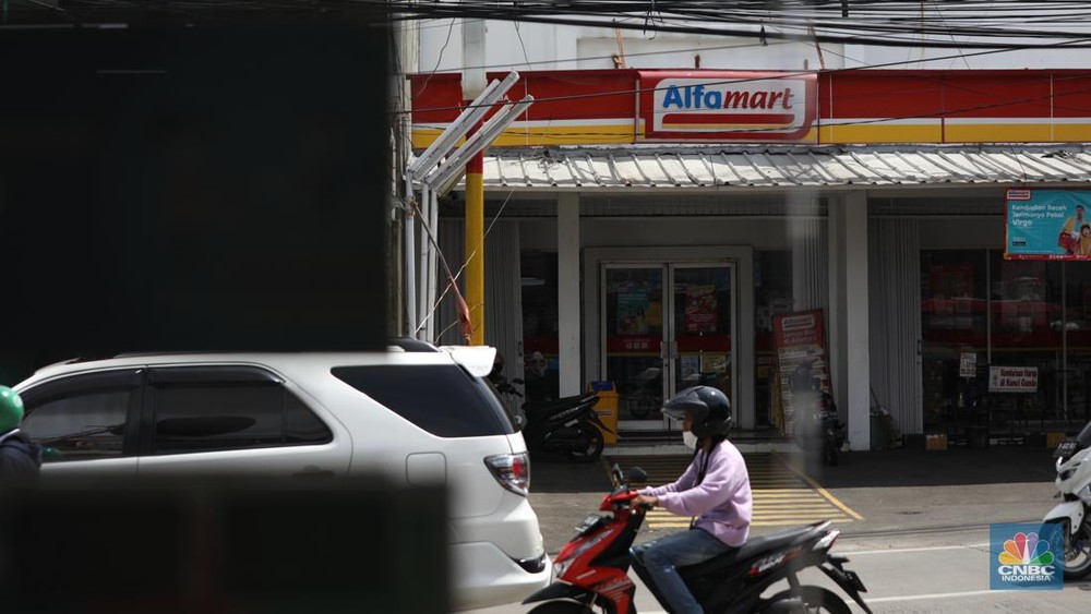Modal Cukup? Ini Rincian Biaya Buka Alfamart di 2025!