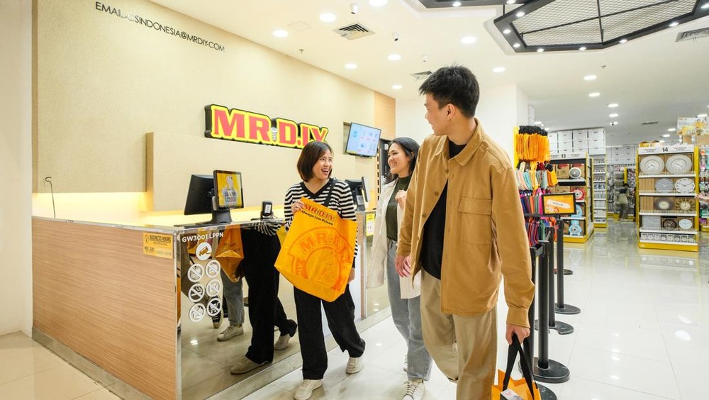 MDIY Cetak Rekor! Pendapatan Semester I-2025 Meroket Tajam