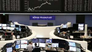 Awas! Bursa Saham Dunia Rontok, Efek Domino dari AS?