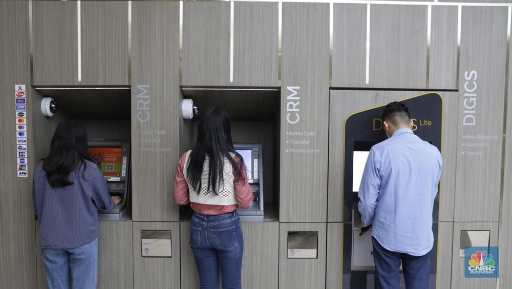 Dompet Ketinggalan? Ini Cara Mudah Ambil Uang di ATM! 1 Dompet Ketinggalan? Ini Cara Mudah Ambil Uang di ATM!