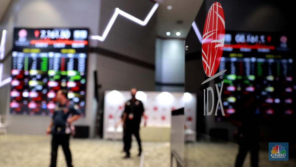 IPO Lesu? BEI Ungkap Faktor Penentu dan Optimisme 2025!