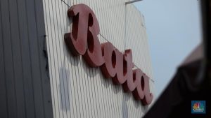 Bata Putar Otak! Strategi Baru Usai Pabrik Tutup?