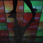 IHSG Terkoreksi! Saham Prajogo-Hapsoro Jadi Pelarian Investor?