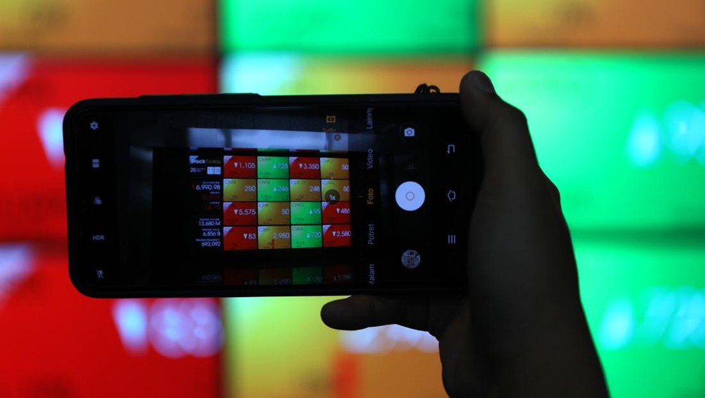 Telkom Gigit Jari! Laba Anjlok, Ada Apa?