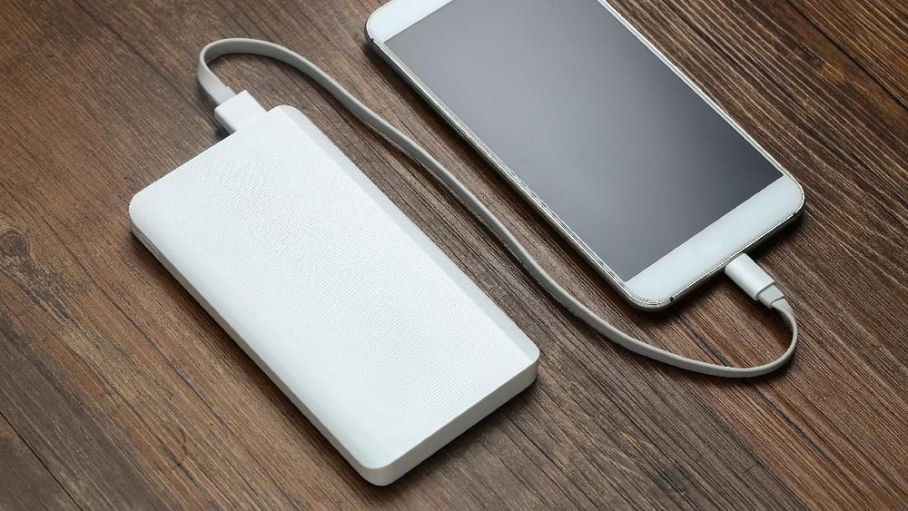 Ancaman Kebakaran di Udara dan Darat: Power Bank Kini Diatur Ketat!