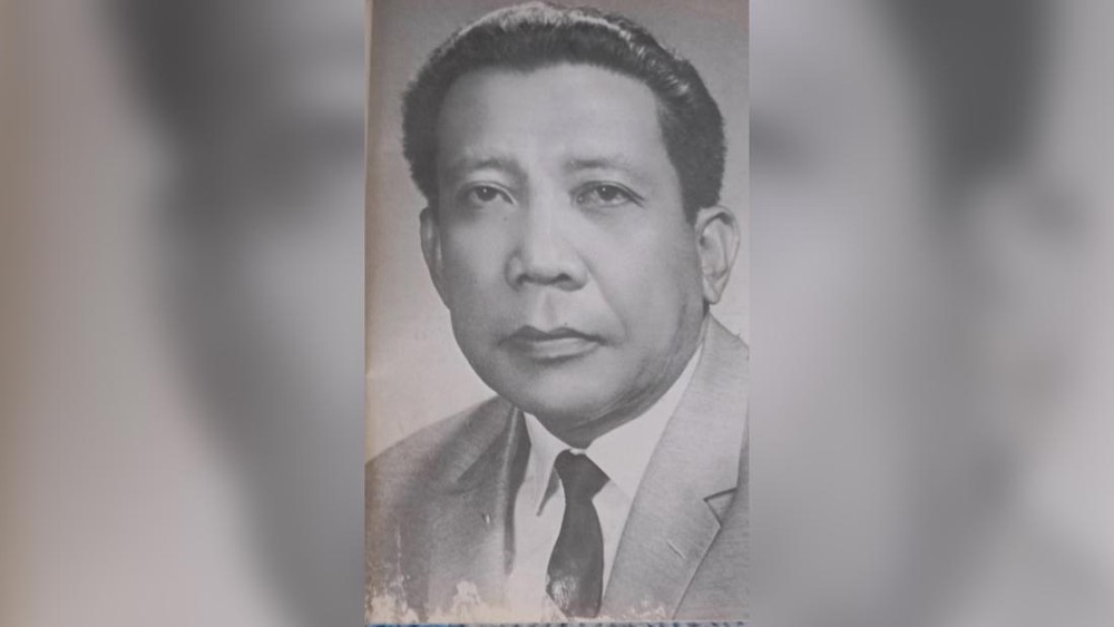 Menteri Gagal yang Siap Ditembak Mati: Ide Revolusioner yang Ditolak Soekarno!