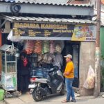 Modal Cekak, Untung Berlipat? Intip Rahasia Warung Madura!