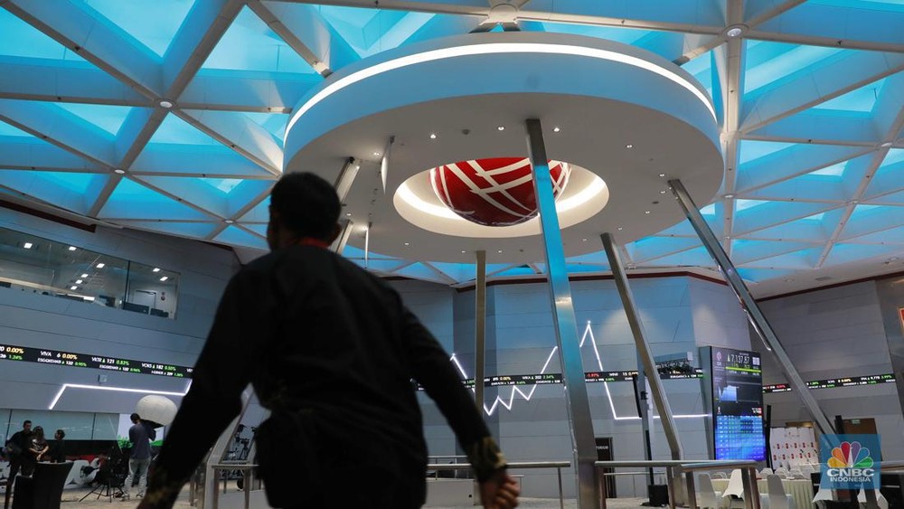 IHSG Cetak Rekor Tertinggi! Investor Panen Cuan?