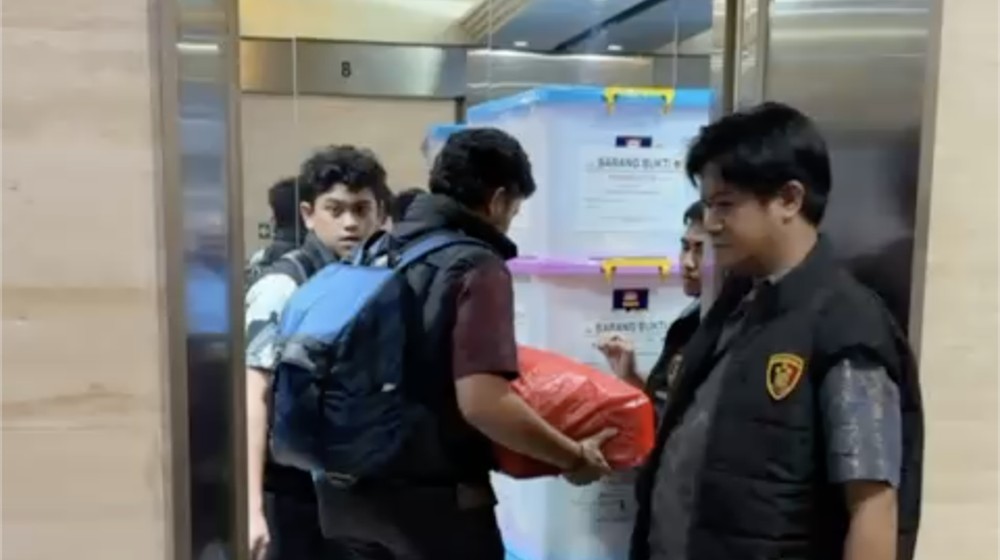 Kantor DSI Digeledah! Polisi Sita Aset & Dokumen Penting