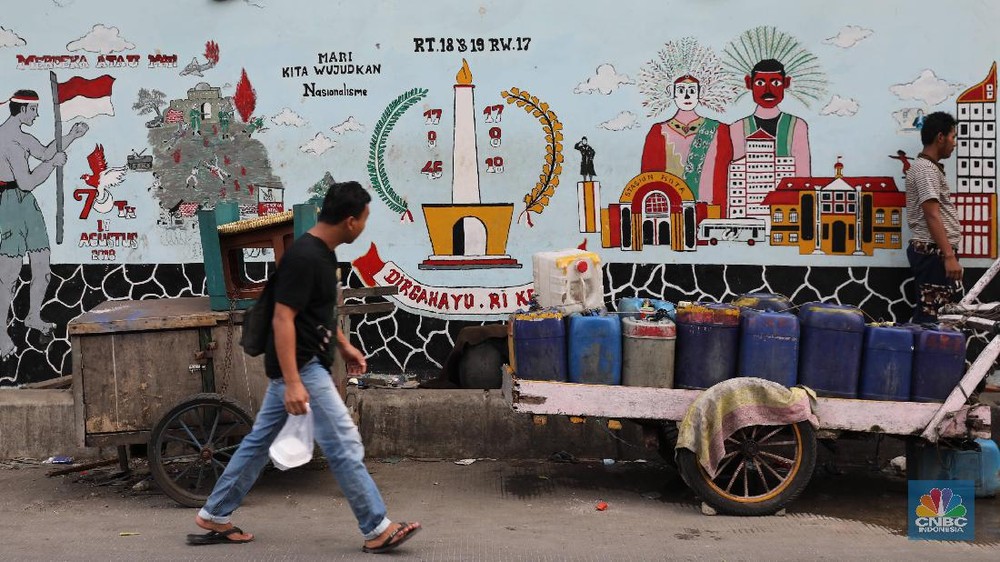 Dompet Menipis? Cek 5 Tanda Kamu Mungkin Masuk Kelas Bawah!