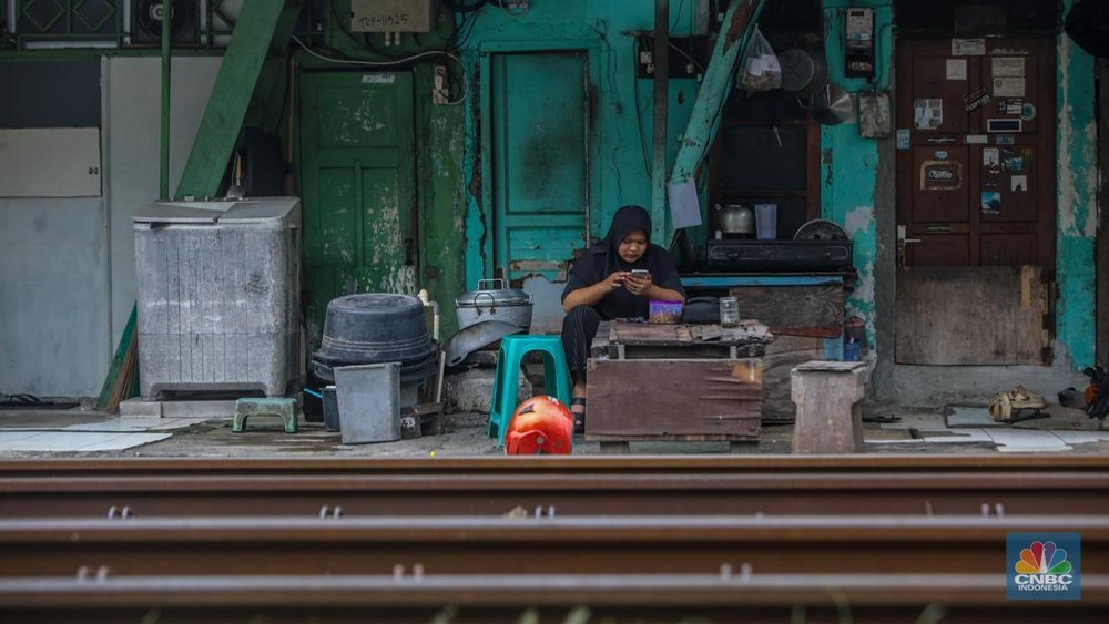 Terungkap! 5 Ciri Tak Terbantahkan Golongan Kelas Bawah di RI
