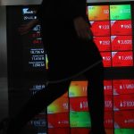 Drama IHSG: Sempat Melesat, Akhirnya Terjun Bebas!