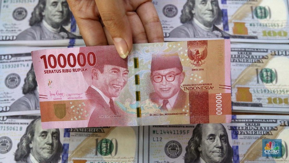 Rupiah Menggila! Dolar AS Tumbang di Bawah Rp16.850