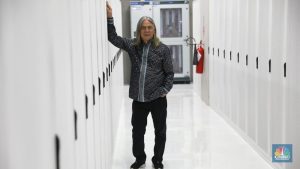 Fenomenal! Penguasa Data Center & Saham Melejit Lahirkan Miliarder Baru RI