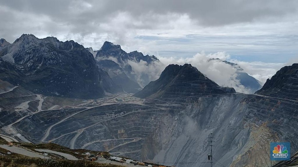 Indonesia Rajai Tambang Emas Global: Dua Raksasa Dunia Milik Kita!