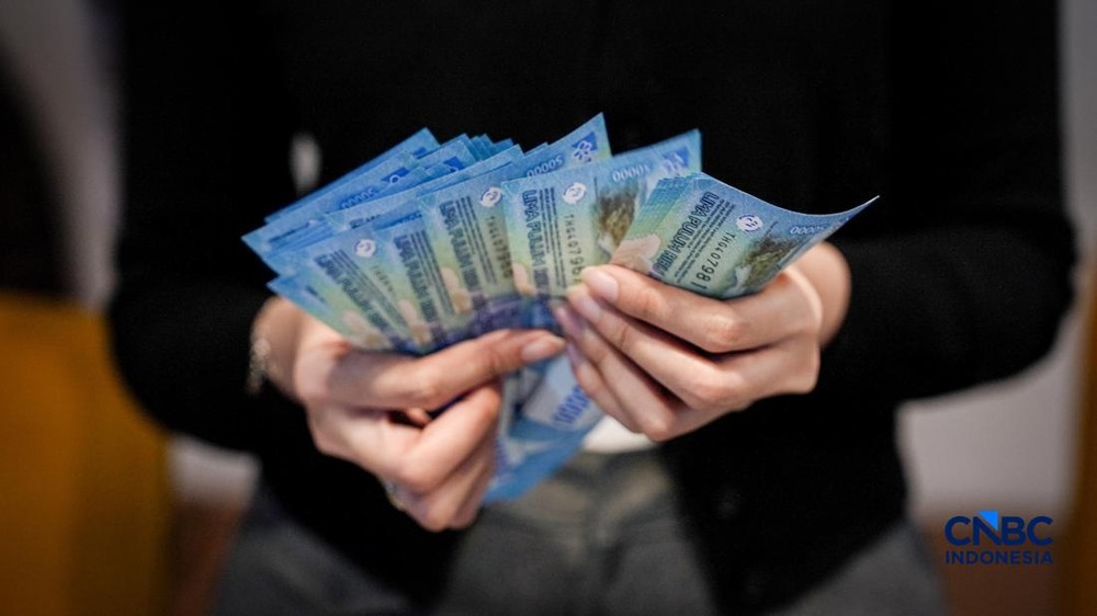 Rupiah Goyang! Nyaris Rp17.000 Saat Pasar Domestik Tutup