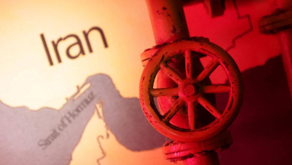 Drama Harga Minyak Jelang Lebaran: Terkoreksi Tajam, Ini Dalangnya!