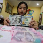 Alarm Merah Rupiah! Dolar Mengintai Rp17.000 Pasca-Lebaran 2026