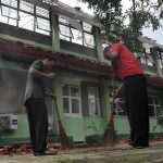 Terkuak! Guru SD Ini Tak Diduga Temukan Harta Karun Miliaran di Sekolah!