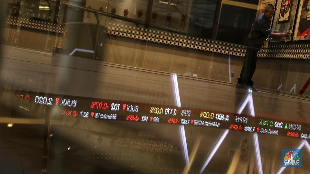 IHSG Ambles di Sesi 1, Padahal Sempat Terbang Tinggi! Ada Apa?