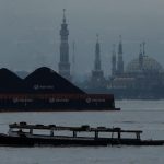 Kejutan Dividen ITMG: Anjlok 52%, Laba Tergerus Jadi Sorotan!