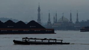 Kejutan Dividen ITMG: Anjlok 52%, Laba Tergerus Jadi Sorotan!