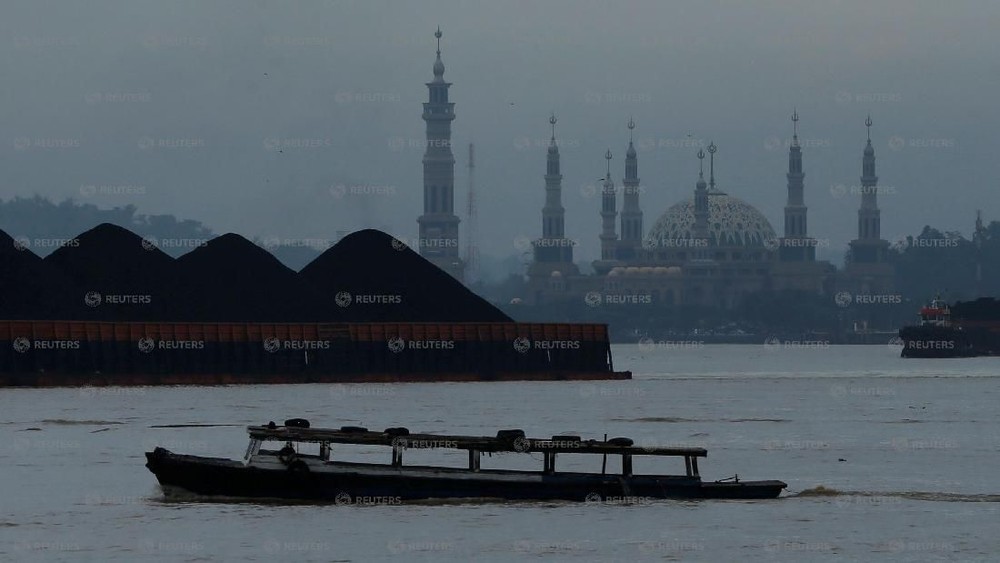 Kejutan Dividen ITMG: Anjlok 52%, Laba Tergerus Jadi Sorotan!