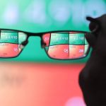 Alarm Merah Pasar Modal! IHSG Terjun Bebas, Ada 'Kartu' Trump di Balik Ini?