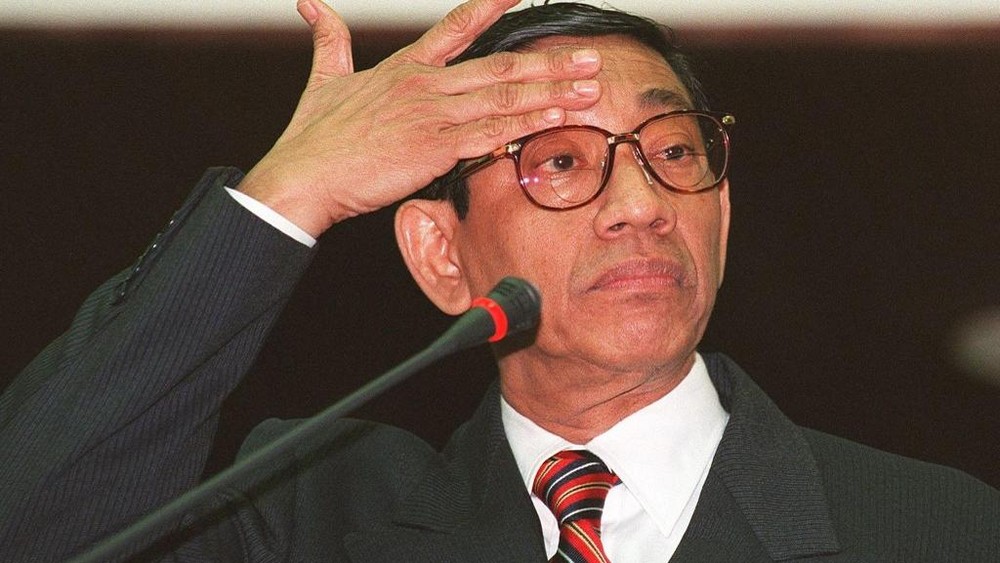 Bukan Mobil Dinas Mewah, Menkeu Ini Bikin Geger Istana!