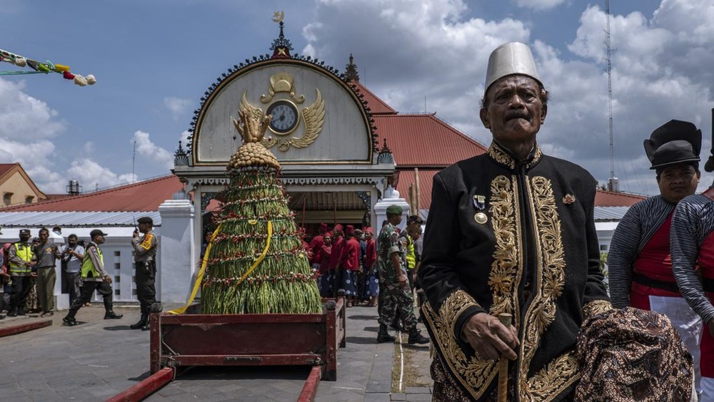 Pilihan Hidup Tak Terduga Putra Kartini: Tolak Jabatan & Harta!